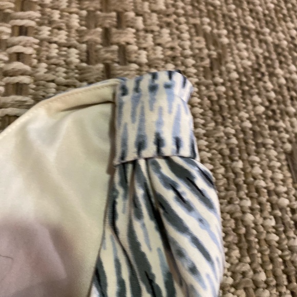 Banana Republic one-shoulder top - Picture 2 of 3